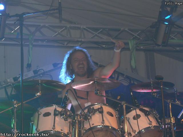  Moby Dick,  Pokolgp,  Cadaveres,  Al and the Black Cats,  Fekete Sereg,  Road,  Varg,  Blaze Bayley,  Bridge to Solace,  Omen,  Tzmadr,  I Divine,  Mayhem,  Sear Bliss,  Kryptos - Fot: Rage