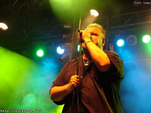  Akela,  Pokolgp,  Ossian,  Moby Dick,  Insane,  Brant Bjrk,  Cadaveres,  Alcohol - Fot: Szapy