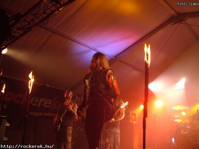  Al and the Black Cats,  Alvin s a Mkusok,  HtkznaPI CSAldsok,  The Exploited,  Fekete Sereg,  Rme Vrzik,  Road,  Varg - Fot: Szapy