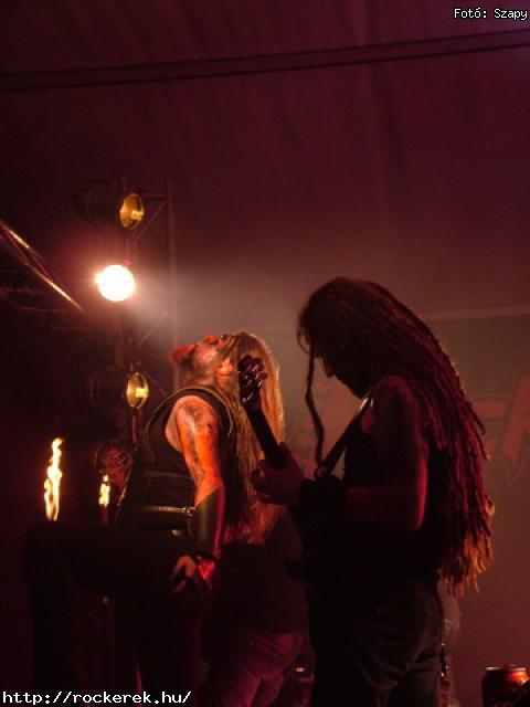  Al and the Black Cats,  Alvin s a Mkusok,  HtkznaPI CSAldsok,  The Exploited,  Fekete Sereg,  Rme Vrzik,  Road,  Varg - Fot: Szapy