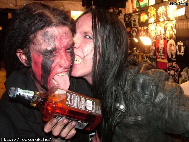  Al and the Black Cats,  Alvin s a Mkusok,  HtkznaPI CSAldsok,  The Exploited,  Fekete Sereg,  Rme Vrzik,  Road,  Varg - Fot: Szapy