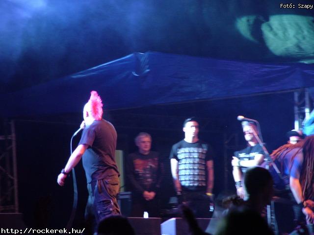  Al and the Black Cats,  Alvin s a Mkusok,  HtkznaPI CSAldsok,  The Exploited,  Fekete Sereg,  Rme Vrzik,  Road,  Varg - Fot: Szapy