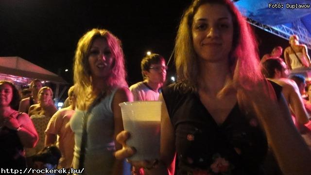  Bikini,  Akos,  Neo,  Quimby,  Road,  Tankcsapda,  Kispal es a Borz,  Kowalsky meg a Vega,  Zanzibar,  Depresszio,  Lovegun,  Insane,  Superbutt - Fot: Duplawow