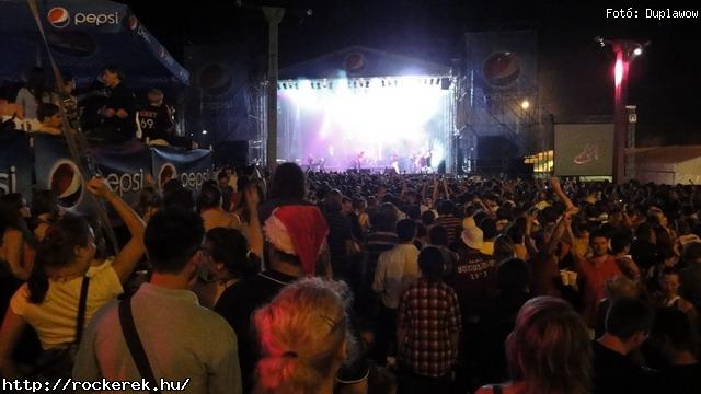  Bikini,  Akos,  Neo,  Quimby,  Road,  Tankcsapda,  Kispal es a Borz,  Kowalsky meg a Vega,  Zanzibar,  Depresszio,  Lovegun,  Insane,  Superbutt - Fot: Duplawow