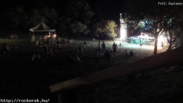  Bikini,  Akos,  Neo,  Quimby,  Road,  Tankcsapda,  Kispal es a Borz,  Kowalsky meg a Vega,  Zanzibar,  Depresszio,  Lovegun,  Insane,  Superbutt - Fot: Duplawow