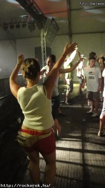  Bikini,  Akos,  Neo,  Quimby,  Road,  Tankcsapda,  Kispal es a Borz,  Kowalsky meg a Vega,  Zanzibar,  Depresszio,  Lovegun,  Insane,  Superbutt - Fot: Duplawow