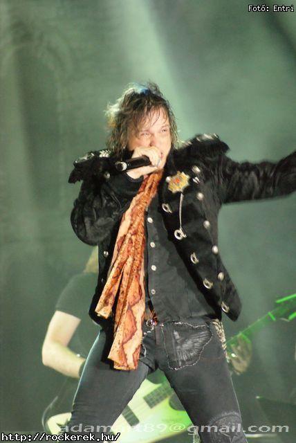  Ab/cd, Aws, Dek Bill Blues Band, Edguy, Eradication, Fish!, Gamma Ray, Heaven Street Seven, Hollywood Rose, Irie Maffia, Junkies, Kalapcs, Kowalsky Meg A Vega, Moby Dick, Neck Sprain, Ocha Macho, Ossian, Pokolgp, Pl Utcai Fik, Rme Vrzik, Scandic Pop, Superbutt, Supernem, Trouser Press, Uriah Heep, Watch My Dying, Zorall - Fot: Entri