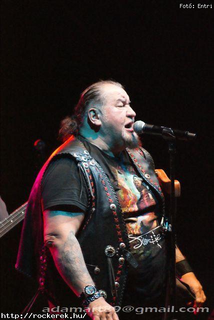  Ab/cd, Aws, Dek Bill Blues Band, Edguy, Eradication, Fish!, Gamma Ray, Heaven Street Seven, Hollywood Rose, Irie Maffia, Junkies, Kalapcs, Kowalsky Meg A Vega, Moby Dick, Neck Sprain, Ocha Macho, Ossian, Pokolgp, Pl Utcai Fik, Rme Vrzik, Scandic Pop, Superbutt, Supernem, Trouser Press, Uriah Heep, Watch My Dying, Zorall - Fot: Entri