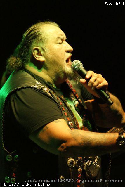  Ab/cd, Aws, Dek Bill Blues Band, Edguy, Eradication, Fish!, Gamma Ray, Heaven Street Seven, Hollywood Rose, Irie Maffia, Junkies, Kalapcs, Kowalsky Meg A Vega, Moby Dick, Neck Sprain, Ocha Macho, Ossian, Pokolgp, Pl Utcai Fik, Rme Vrzik, Scandic Pop, Superbutt, Supernem, Trouser Press, Uriah Heep, Watch My Dying, Zorall - Fot: Entri