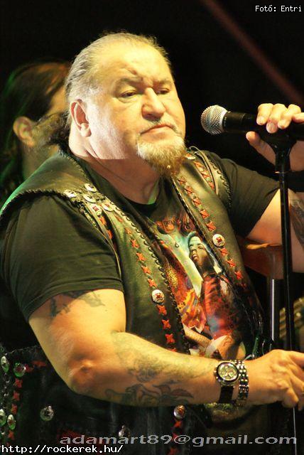  Ab/cd, Aws, Dek Bill Blues Band, Edguy, Eradication, Fish!, Gamma Ray, Heaven Street Seven, Hollywood Rose, Irie Maffia, Junkies, Kalapcs, Kowalsky Meg A Vega, Moby Dick, Neck Sprain, Ocha Macho, Ossian, Pokolgp, Pl Utcai Fik, Rme Vrzik, Scandic Pop, Superbutt, Supernem, Trouser Press, Uriah Heep, Watch My Dying, Zorall - Fot: Entri