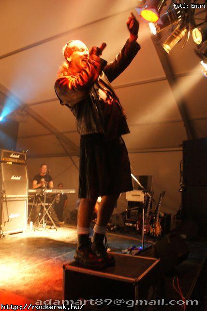  Ab/cd, Aws, Dek Bill Blues Band, Edda, Edguy, Eradication, Fish!, Gamma Ray, Heaven Street Seven, Hollywood Rose, Irie Maffia, Junkies, Kalapcs, Kowalsky Meg A Vega, Lord, Moby Dick, Neck Sprain, Ocha Macho, Ossian, Pokolgp, Pl Utcai Fik, Rme Vrzik, Scandic Pop, Superbutt, Supernem, Trouser Press, Uriah Heep, Watch My Dying, Zorall, kos - Fot: Entri