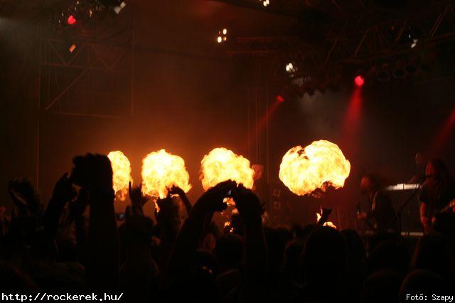  Stonehenge,  Primordial,  Arch Enemy,  Sabaton,  Twister,  Rising Dream,  VelvetSeal,  Alcest,  Thulcandra - Fot: Szapy