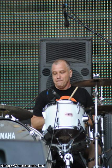  Konflikt,  Heaven Street Seven,  Rme Vrzik,  Akela,  Depresszi,  Dalriada,  Guano Apes,  Slayer