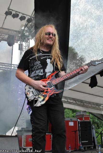  Konflikt,  Heaven Street Seven,  Rme Vrzik,  Akela,  Depresszi,  Dalriada,  Guano Apes,  Slayer