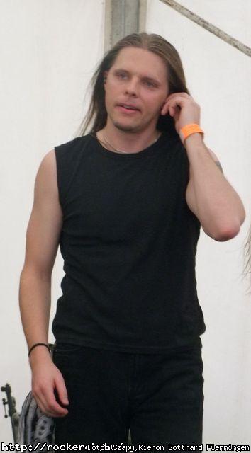  Igut, Tzmadr, Bloody Roots, Wisdom, Omen, Kalapcs Jzsi, Stratovarius - Fot: Szapy,Kieron Gotthard Flenningen