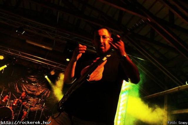  Fragments of the Past,  Decadence,  Melanie