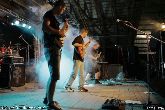  Fragments of the Past,  Decadence,  Melanie