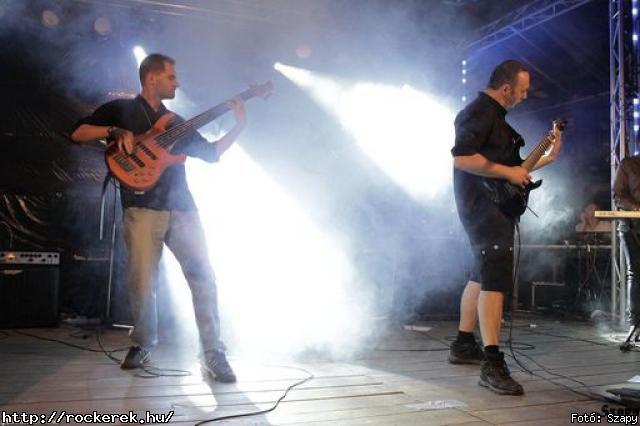  Fragments of the Past,  Decadence,  Melanie