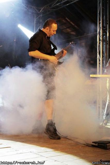  Fragments of the Past,  Decadence,  Melanie