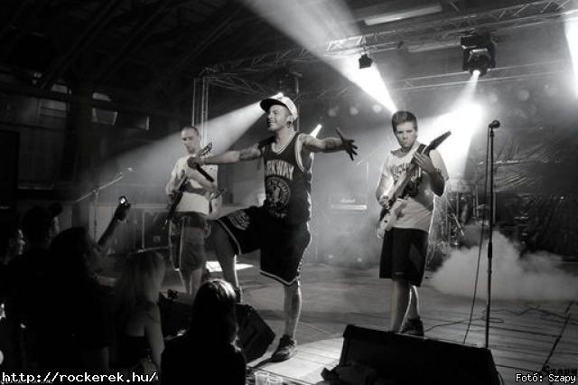  Fragments of the Past,  Decadence,  Melanie