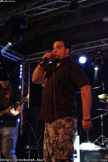  Fragments of the Past,  Decadence,  Melanie