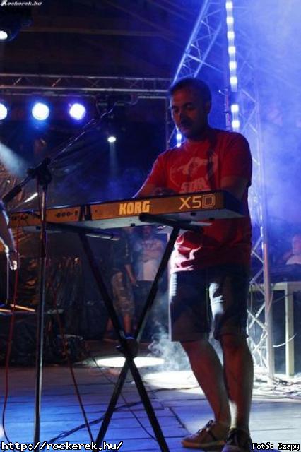  Fragments of the Past,  Decadence,  Melanie