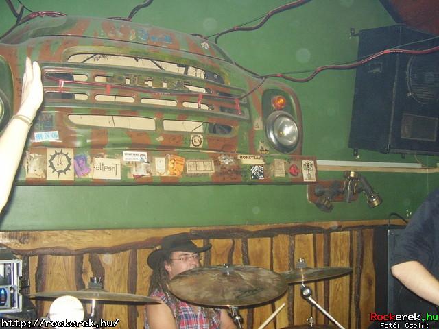  Cool Head Clan, Jump