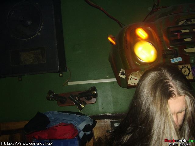  Cool Head Clan, Jump