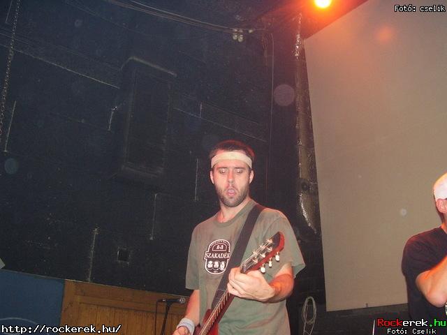  Frgerkalbak, Nefogazz, Ohv, Replugged - Fot: cselik