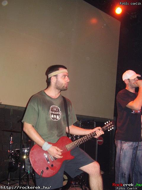  Frgerkalbak, Nefogazz, Ohv, Replugged - Fot: cselik