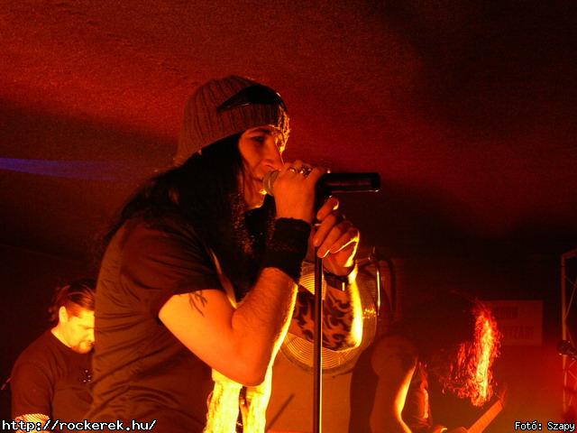  Damage,  Buttercup,  Garden of Eden, Dharma - Fot: Szapy