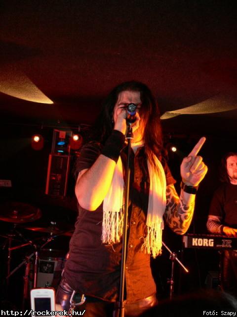  Damage,  Buttercup,  Garden of Eden, Dharma - Fot: Szapy