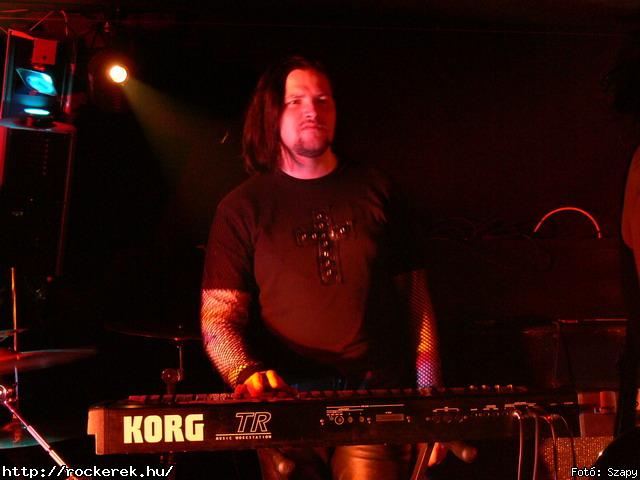  Damage,  Buttercup,  Garden of Eden, Dharma - Fot: Szapy