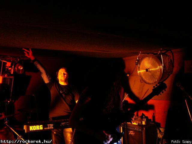  Damage,  Buttercup,  Garden of Eden, Dharma - Fot: Szapy