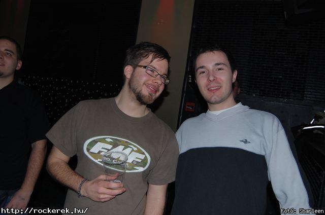  Yellow Spots,  Flash,  Timur Lenk,  Kovbojok - Fot: Sharleen