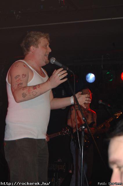  Yellow Spots,  Flash,  Timur Lenk,  Kovbojok - Fot: Sharleen