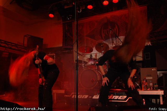  Non-Divine,  Izegrim,  Flotsam and Jetsam - Fot: Szapy