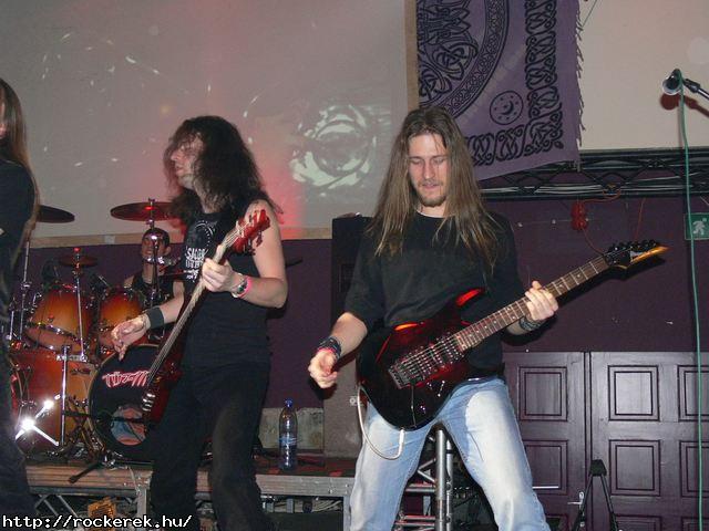  TZMADR,  Vrvonal,  Johnny Roger,  Velvet Seal