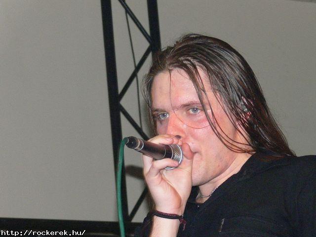  TZMADR,  Vrvonal,  Johnny Roger,  Velvet Seal