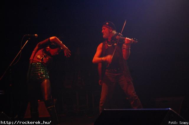  Gogol Bordello,  Skindred - Fot: Szapy