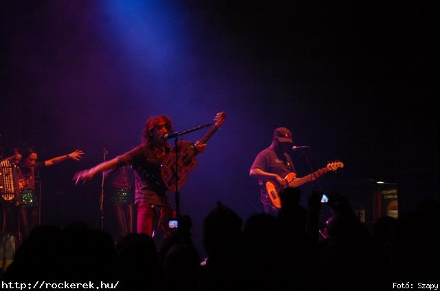  Gogol Bordello,  Skindred - Fot: Szapy