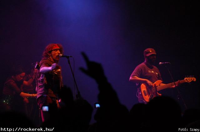  Gogol Bordello,  Skindred - Fot: Szapy