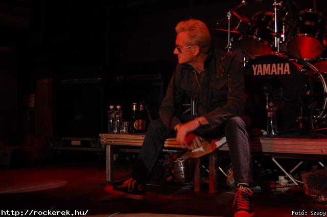  Graham Bonnet & The Taz Taylor Band,  Alcatraz,  The Roxx - Fot: Szapy