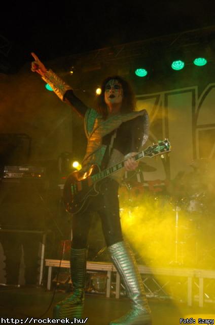  Kiss Forever Band - Fot: Szapy