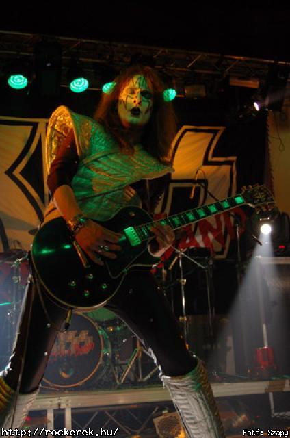  Kiss Forever Band - Fot: Szapy