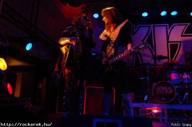  Kiss Forever Band - Fot: Szapy