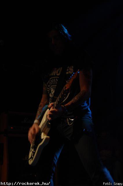  Ramones Mania,  Halor,  The Raw Tribe - Fot: Szapy