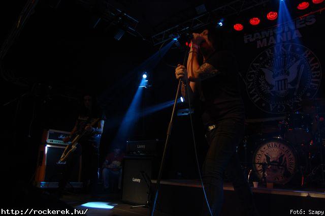  Ramones Mania,  Halor,  The Raw Tribe - Fot: Szapy