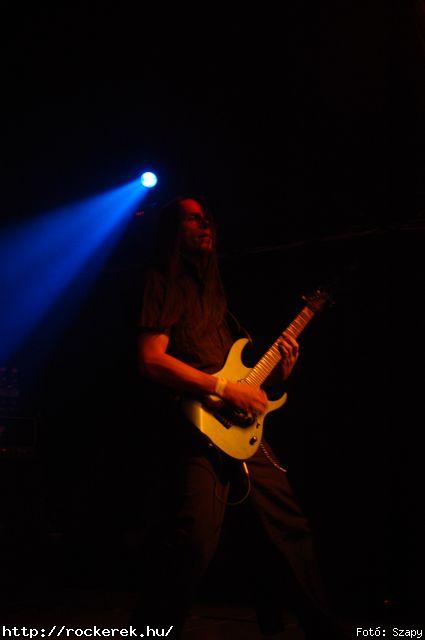  Dharma,  Gyngyvr - Fot: Szapy