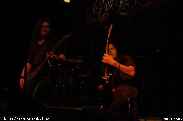  Dharma,  Gyngyvr - Fot: Szapy